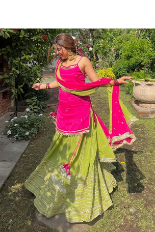 Women’s Flared Lehenga Set With Rani Pink Embroidered Top & Dupatta 2