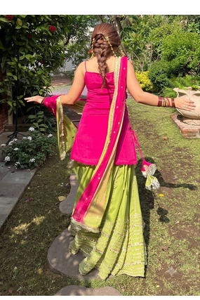 Women’s Flared Lehenga Set With Rani Pink Embroidered Top & Dupatta 4