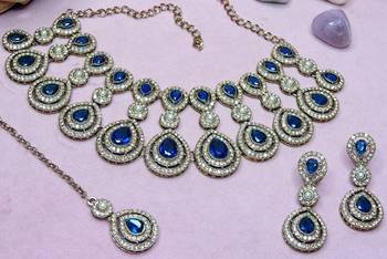 Blue yellow gold premium designer american diamond and stone work necklace set 3
