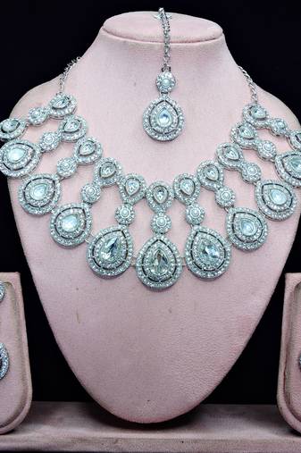White rhodium premium designer american diamond and stone work necklace set