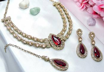 Maroon yellow gold premium designer american diamond and stone work necklace set 3