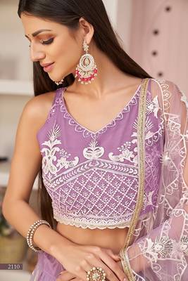 Lavender Net Embroidered & Zari Work Semi Stitched Lehenga Choli 4