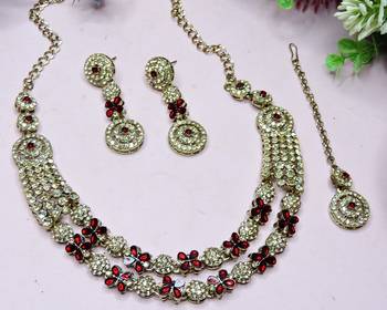 Maroon yellow gold premium designer american diamond and stone work necklace set 3