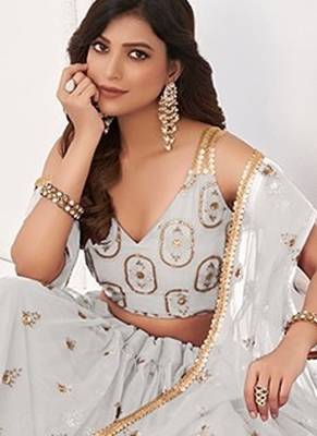 Off White Net Embroidered & Thread Work Semi Stitched Lehenga Choli 3