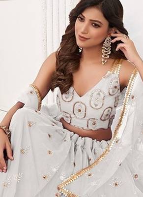 Off White Net Embroidered & Thread Work Semi Stitched Lehenga Choli 4