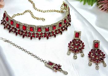 Maroon yellow gold premium designer american diamond and stone work necklace set 3