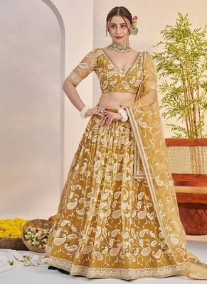 Yellow Net Embroidered & Thread Work Semi Stitched Lehenga Choli 2