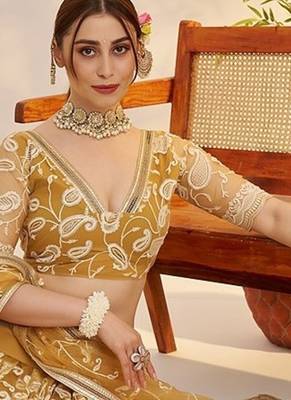 Yellow Net Embroidered & Thread Work Semi Stitched Lehenga Choli 4