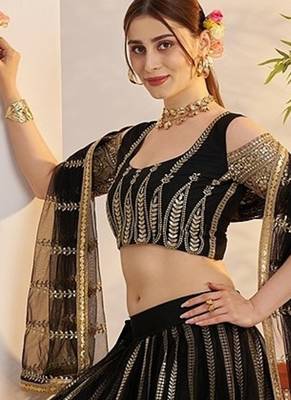 Black Net Embroidered & Zari Work Semi Stitched Lehenga Choli 4
