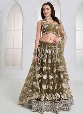 Green Net Embroidered & Thread Work Semi Stitched Lehenga Choli 3