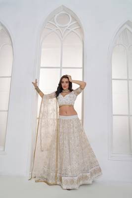 Off White Net Embroidered & Thread Work Semi Stitched Lehenga Choli 2