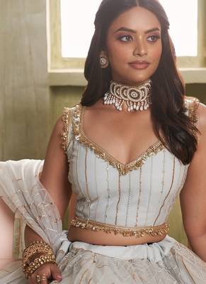 White Net Embroidered & Thread Work Semi Stitched Lehenga Choli 3