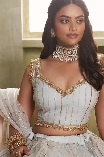 White Net Embroidered & Thread Work Semi Stitched Lehenga Choli