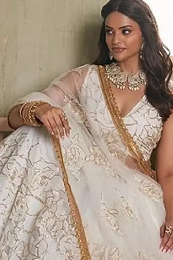 Off White Net Embroidered & Thread Work Semi Stitched Lehenga Choli