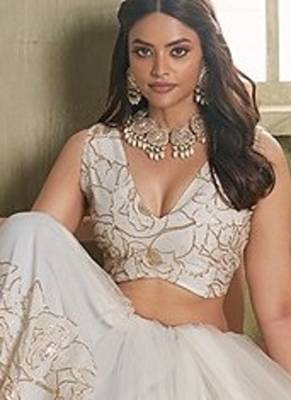Off White Net Embroidered & Thread Work Semi Stitched Lehenga Choli 3