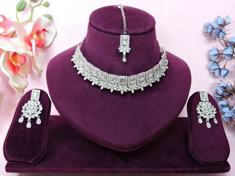White rhodium premium designer american diamond and stone work necklace set