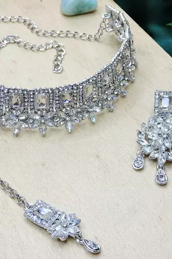 White rhodium premium designer american diamond and stone work necklace set