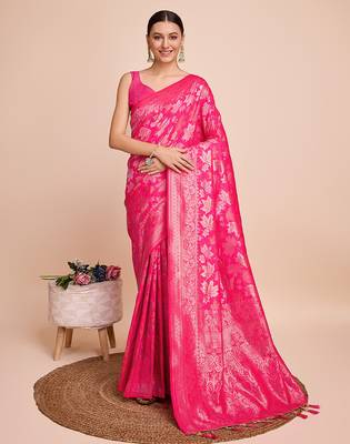 pink copper zari work silk blend saree with blouse 3