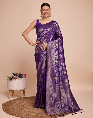 purple copper zari work silk blend saree with blouse 3