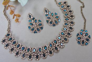 Blue yellow gold premium designer american diamond and stone work necklace set 3