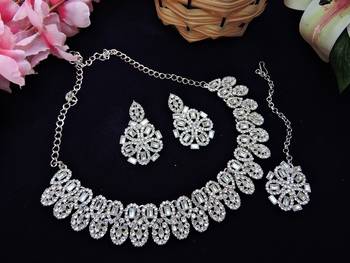 White rhodium premium designer american diamond and stone work necklace set 2