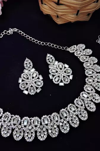 White rhodium premium designer american diamond and stone work necklace set