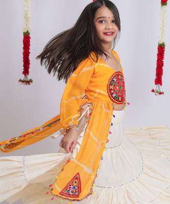 Navaratri special gota patti work lehenga with gamthi patch & cowrie lace work top for kids 3
