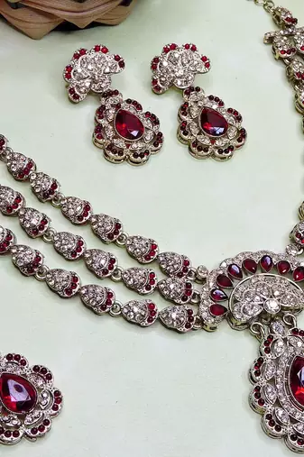 Maroon yellow gold premium designer american diamond and stone work necklace set