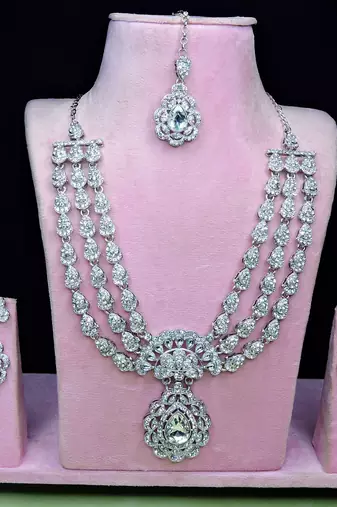 White rhodium premium designer american diamond and stone work necklace set