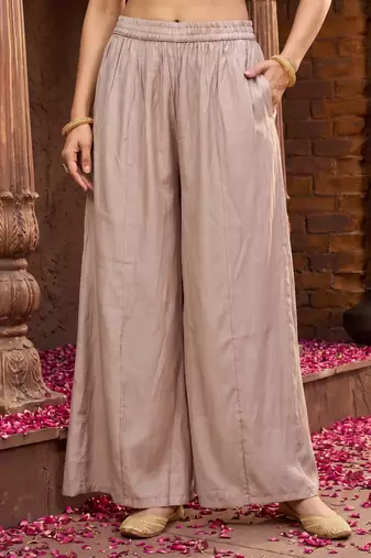 Cream silk blend embroidered kurta pant set with chanderi cotton dupatta