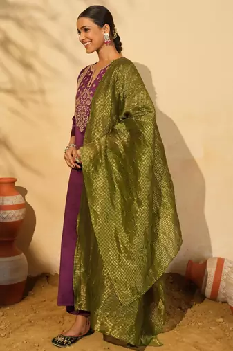 Wine silk slub embroidered kurta pant set with viscose zari dupatta