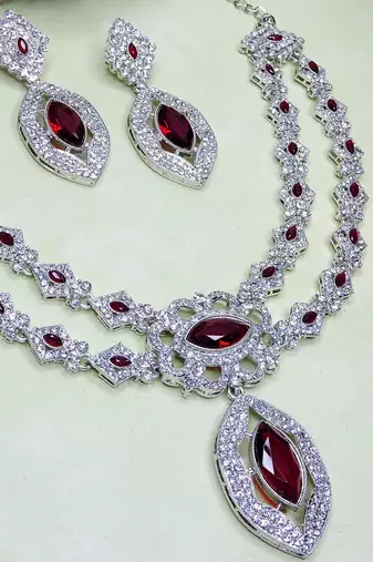 Maroon rhodium premium designer american diamond and stone work necklace set