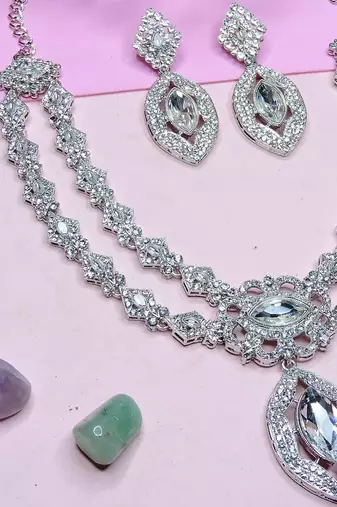 White rhodium premium designer american diamond and stone work necklace set