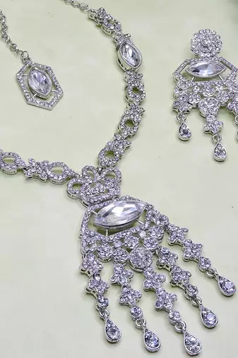 White rhodium premium designer american diamond and stone work necklace set