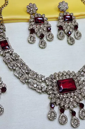 Maroon yellow gold premium designer american diamond and stone work necklace set