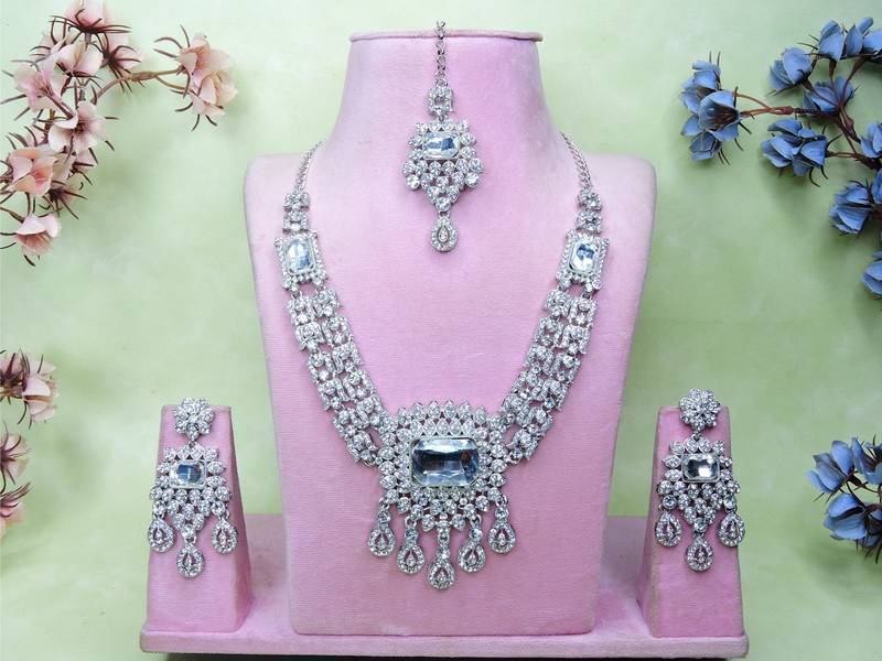 White rhodium premium designer american diamond and stone work necklace set
