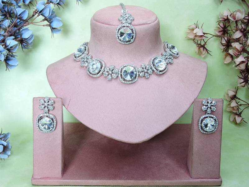 White rhodium premium designer american diamond and stone work necklace set
