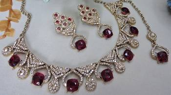 Maroon yellow gold premium designer american diamond and stone work necklace set 3