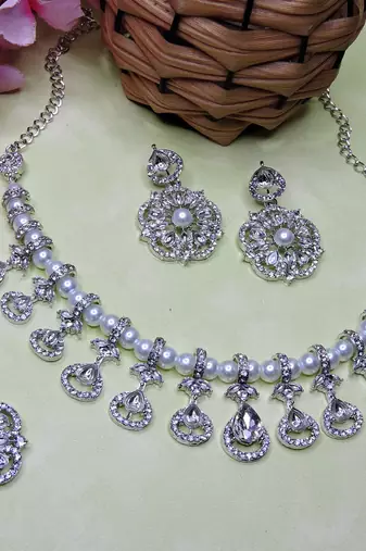 White rhodium premium designer american diamond and stone work necklace set
