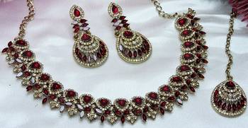 Maroon yellow gold premium designer american diamond and stone work necklace set 2