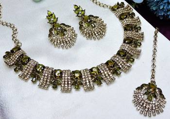 Green yellow gold premium designer american diamond and stone work necklace set 3