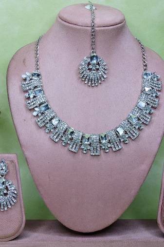 White rhodium premium designer american diamond and stone work necklace set