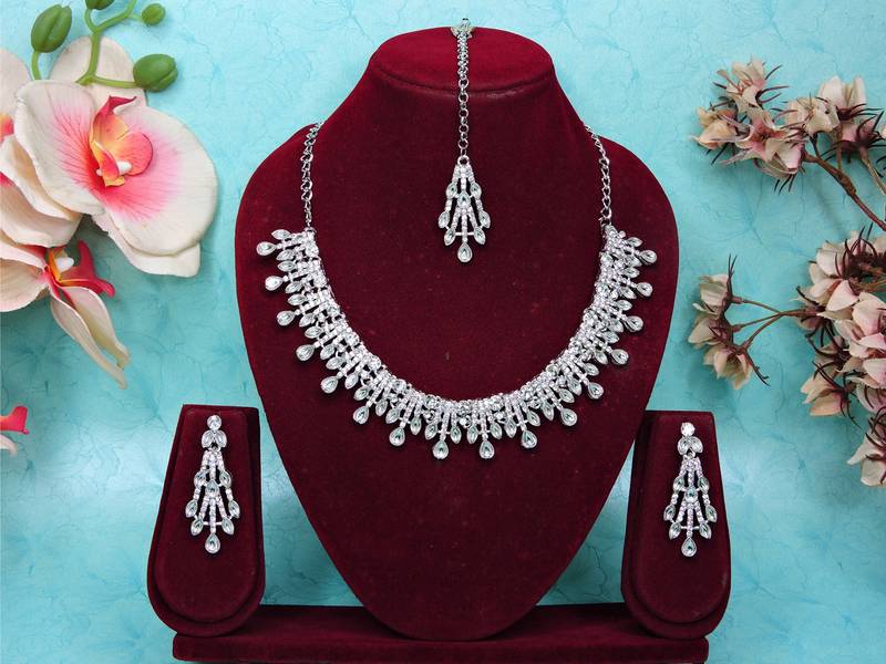 White rhodium premium designer american diamond and stone work necklace set