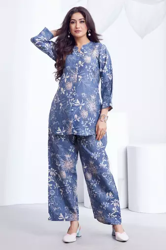 Blue floral printed rayon 2-pieces co-ord sets for women