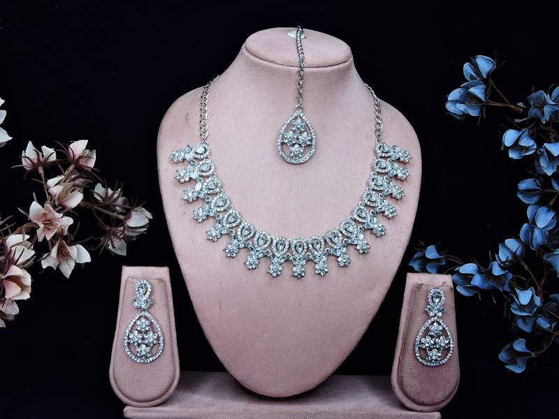 White rhodium premium designer american diamond and stone work necklace set