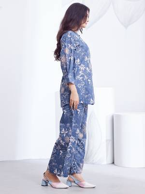 Blue floral printed rayon 2-pieces co-ord sets for women 3
