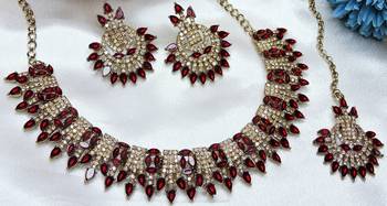 Maroon yellow gold premium designer american diamond and stone work necklace set 2