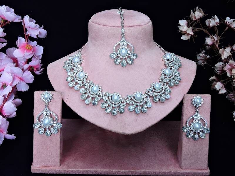 White rhodium premium designer american diamond and stone work necklace set