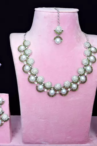 Green rhodium premium designer american diamond and stone work necklace set