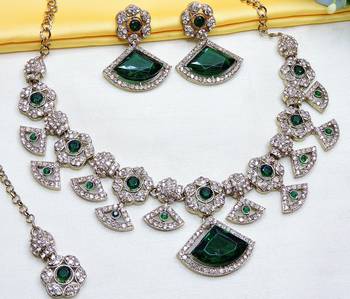Green yellow gold premium designer american diamond and stone work necklace set 3
